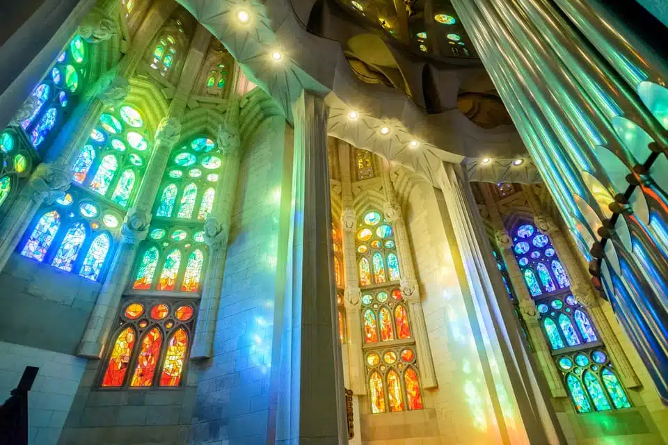 sagrada familia guided tour ()